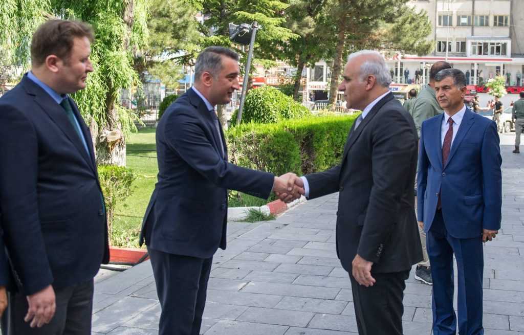 Hemşehrimiz Vali Murat Zorluoğlu Van'da göreve başladı 1