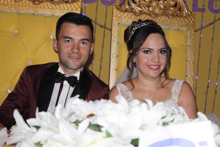 Nergiz ile Arif hayatlarını birleştirdi