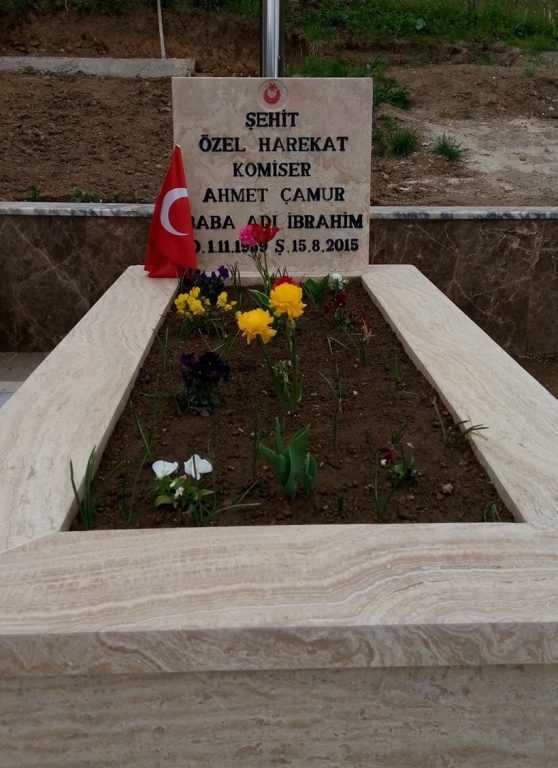 Şehit Ahmet Çamur mezarı başında anılacak 1 Şehit Ahmet Çamur mezarı başında anılacak 1