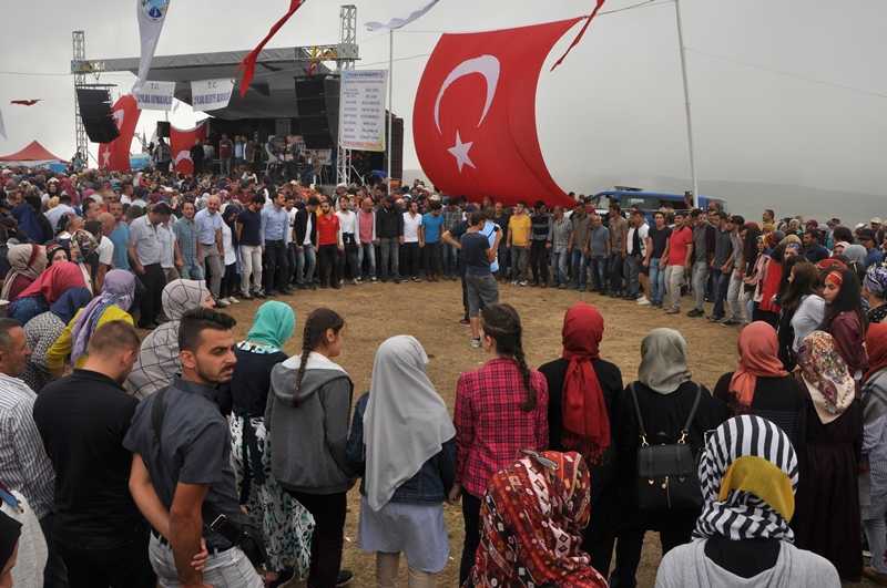 Halkımız Sultanmurat’ta buluşmayı özlemiş 6 Halkımız Sultanmurat’ta buluşmayı özlemiş 6