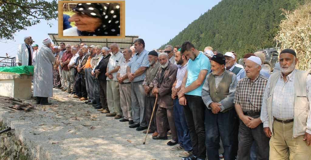 Gürpınar’da Ayşe Öztürk toprağa verildi