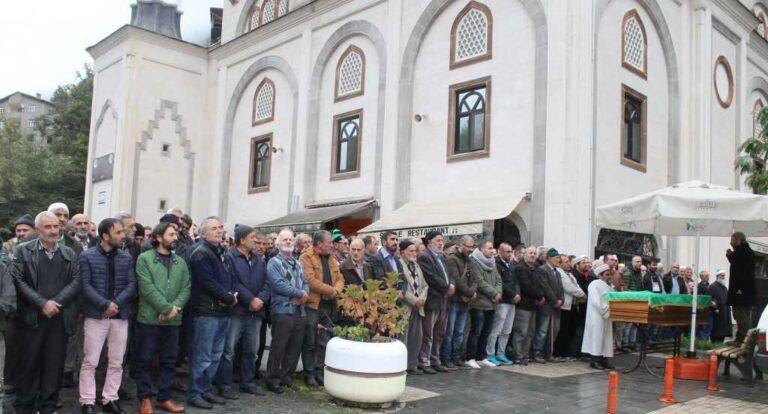 Naciye Erdoğan Toprağa Verildi