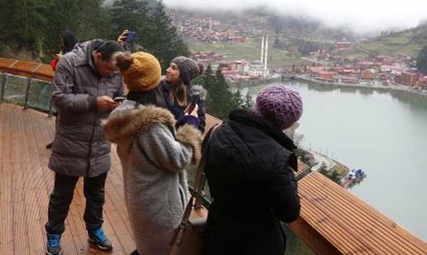 Uzungöl’ün Seyir terası tamamlandı