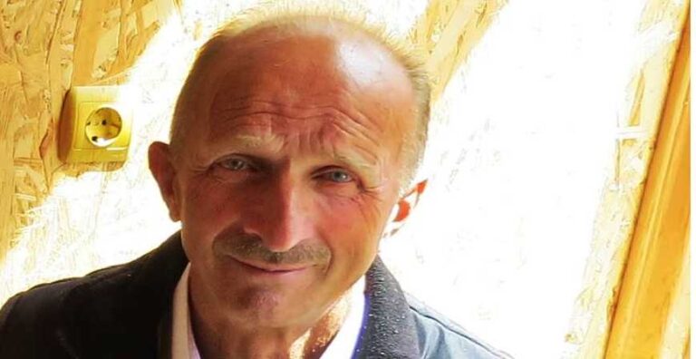 Mustafa Tapan vefat etti