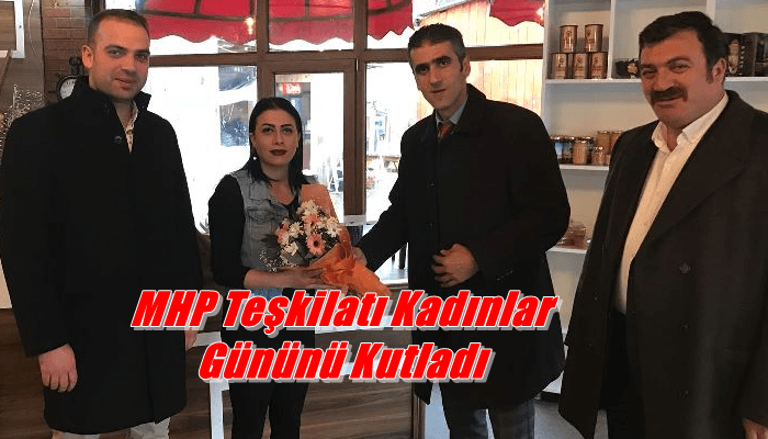 MHP Çaykara Teşkilatı Mahalleleri ziyaret ederek kadınlar gününü kutladı