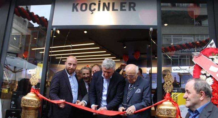 Çaykaralı iş adamı Mustafa Koçin ikinci mağazasını açtı
