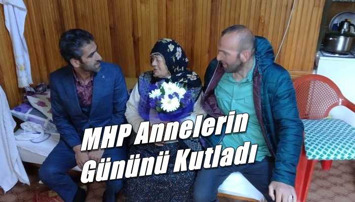 MHP Çaykara İlçe teşkilatı anneler gününü kutladı