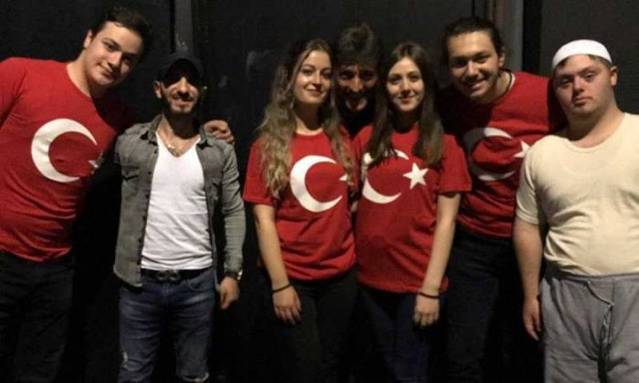 Engellerin aşıldığı gece