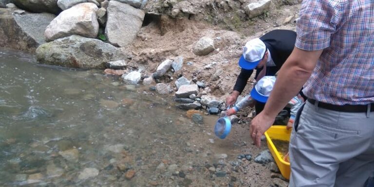 Taşkıran deresine yavru alabalık bırakıldı