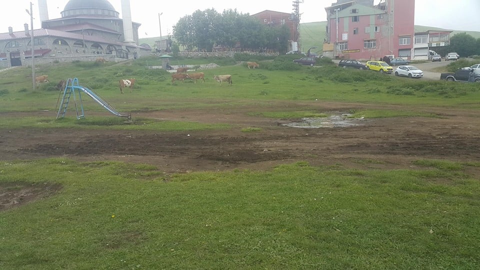 Bu çocuk parkı Sultanmurat'a yakışmıyor 2