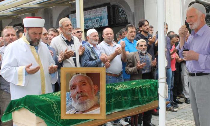 Çaykara bir çınarını daha kaybetti