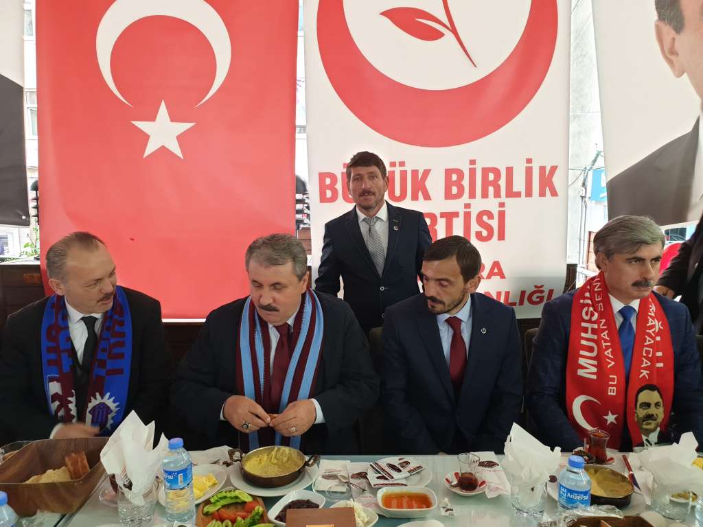 Büyük Birlik Partisi Genel Başkanı Mustafa Destici Çaykarayı ziyaret etti 4
