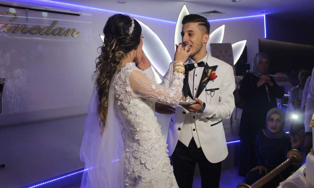Eğitimci gençler hayatlarını birleştirdi 1