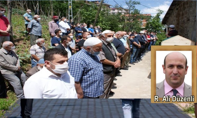 Öğretmen Düzenli göz yaşları arasına uğurlandı