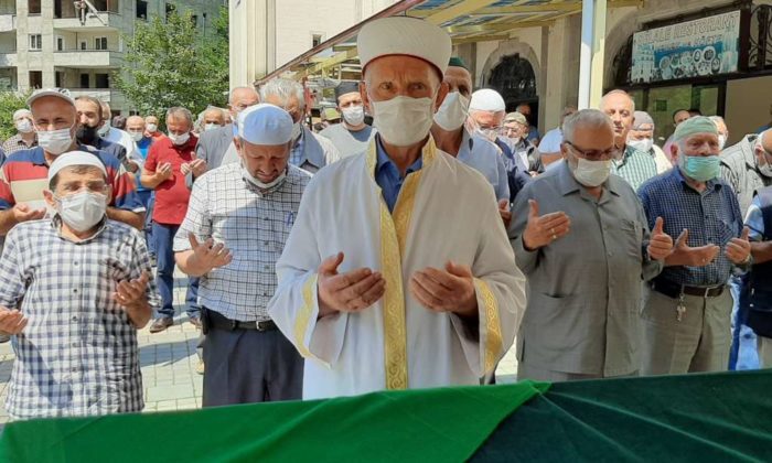 Ayşe Dinç sonsuza uğurlandı