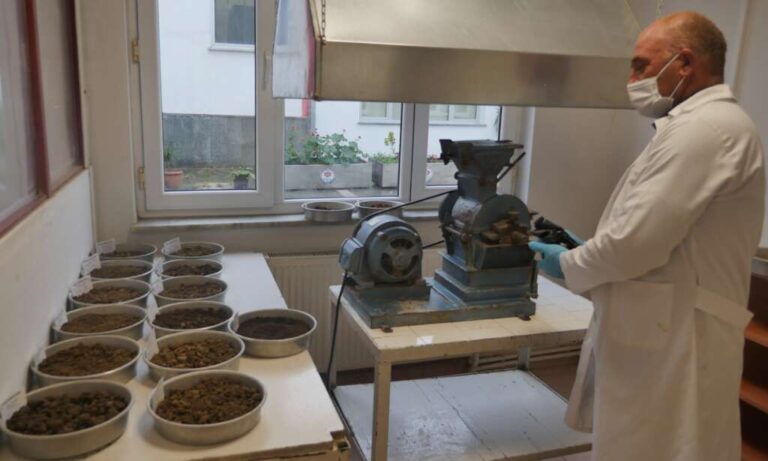 Büyükşehir’den Çiftçilere  Toprak  analizi çağrısı