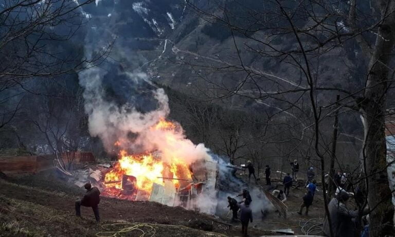 Köknar Mahallesinde yangın