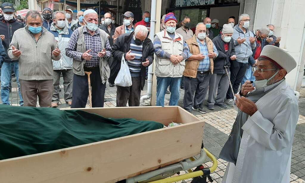 Taşkıran Mahallesinden Ayşe Erdoğan sonsuza uğurlandı