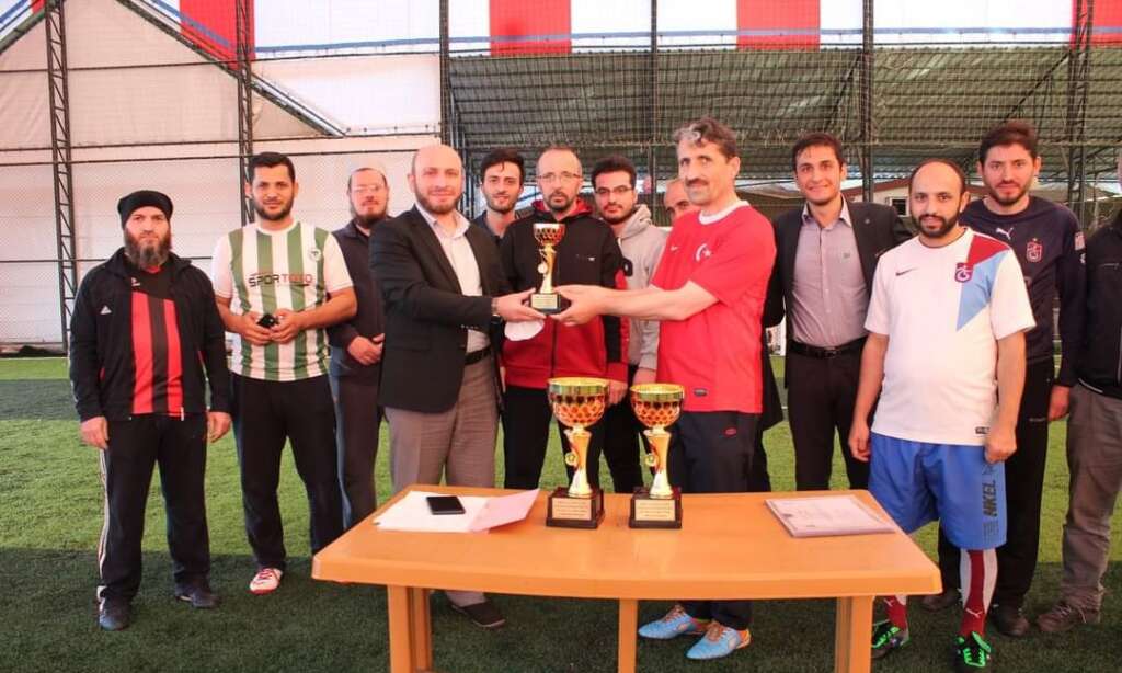 İlçe Müftülükleri arası Futbol Turnuvasında Çaykara Üçüncü oldu 2