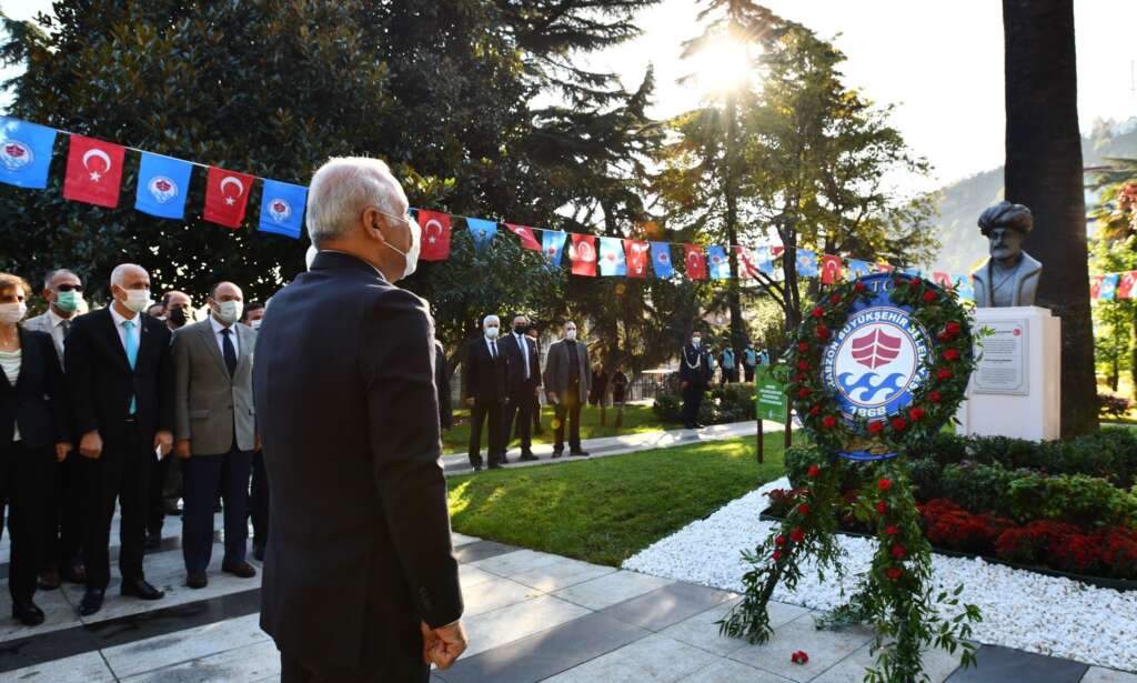 Trabzon'un fethinin 560’ıncı yıl dönümü törenlerle kutlandı. 10