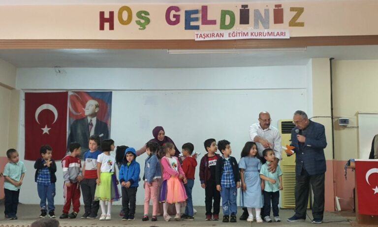 Çaykara Taşkıran Eğitim Kurum öğrencileri Karnelerini aldılar.