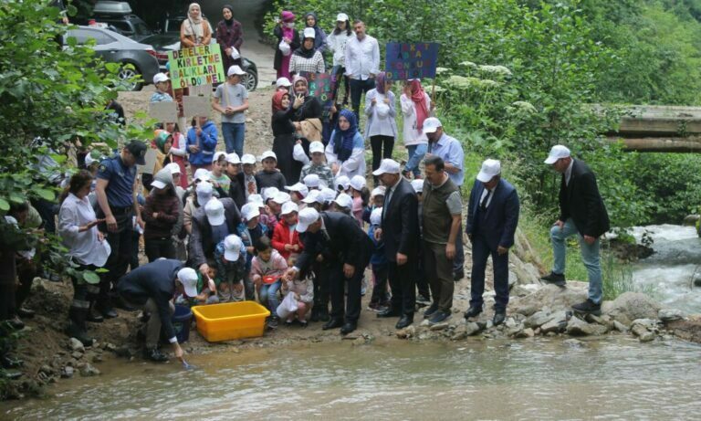Taşkıran Eğitim Kurumları öğrencileri Dereye Alabalık bıraktı