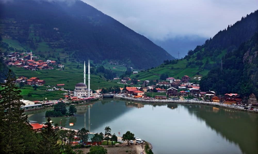 Uzungöl turizmi yeniden canlanıyor 1