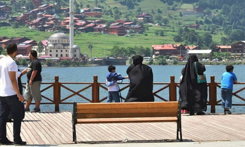 Uzungöl turizmi yeniden canlanıyor