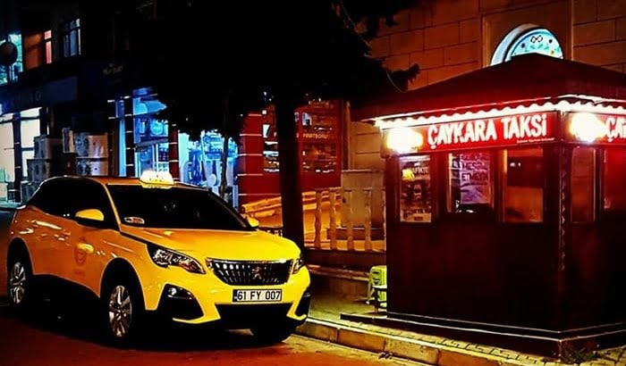 Bir günlük gelirlerini deprem bölgesine bağışladılar