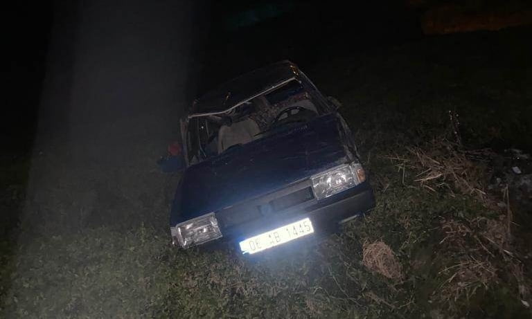 Çaykara’dan Of İstikametinde giden Ufuk Yazıcı yönetimindeki araç Trafik kazası geçirdi 1
