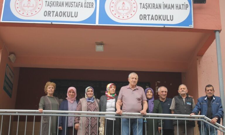 Çaykaralı Öğretmene vefa örneği