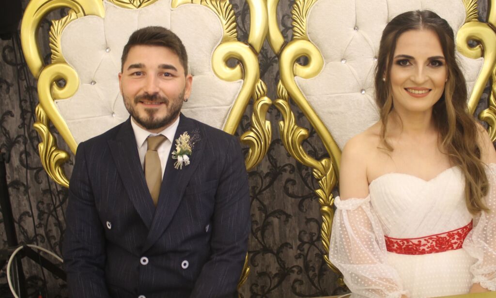 Hale ile Alperen’in en mutlu günü