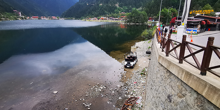 Arap Turistler Uzungöl’e Düştü! iki yaralı