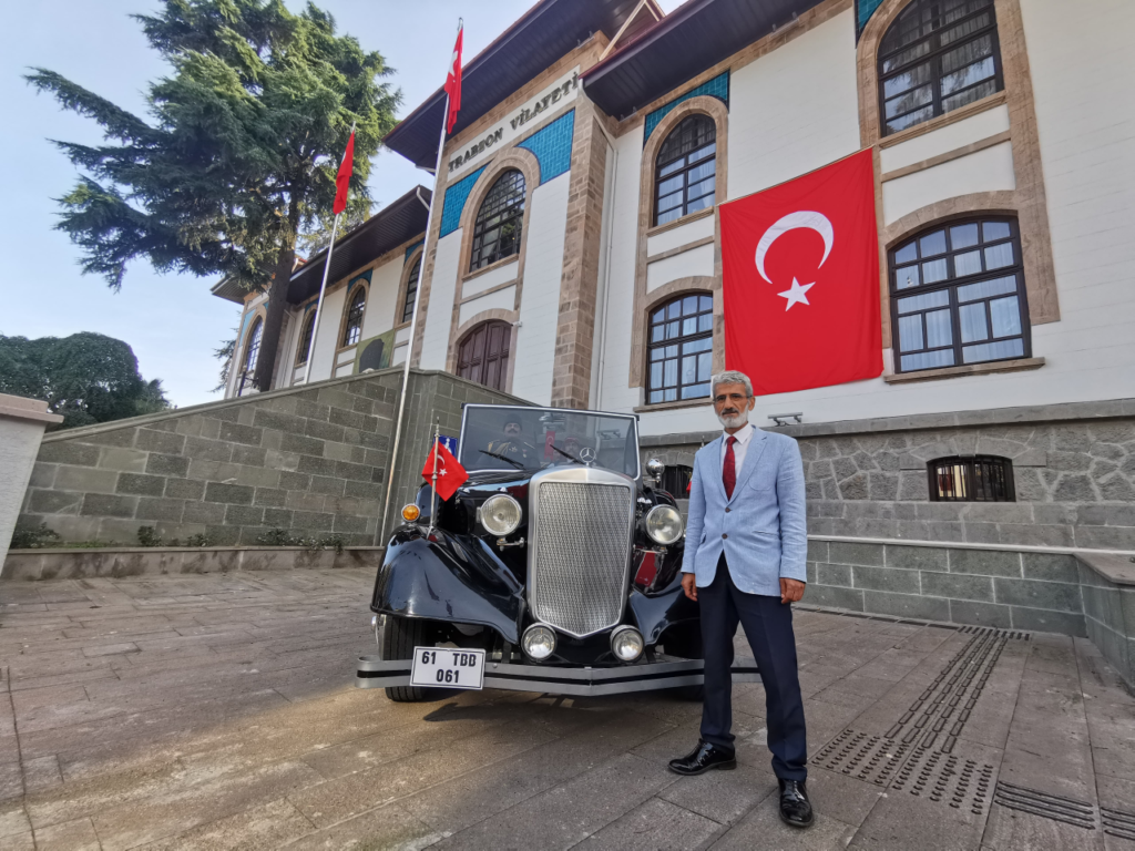 Çaykaralı Usta sanatını konuşturdu