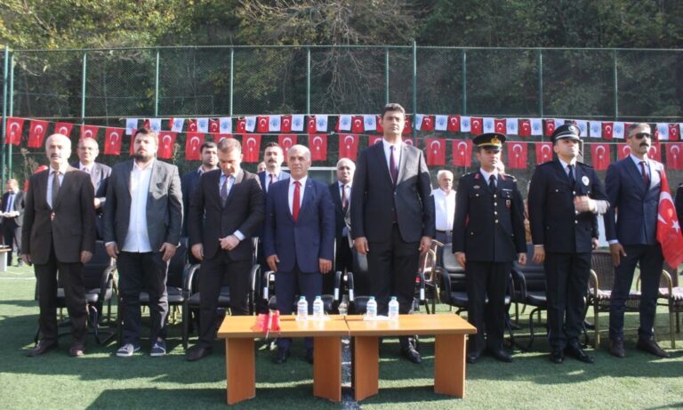 Cumhuriyetimizin 100. Yılı Çaykara’da coşkuyla kutlandı.