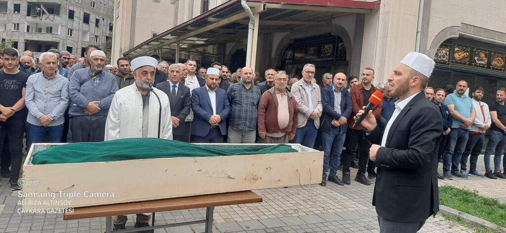 Taşkıran Mahallesinden İbrahim Kurt dularla sonsuza uğurlandı