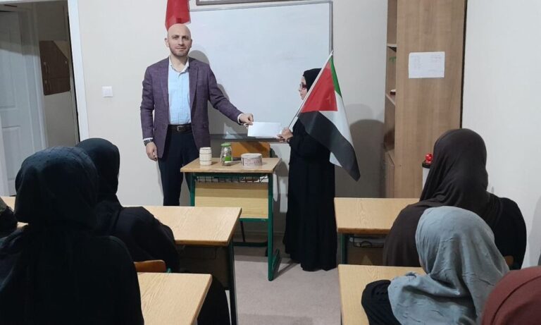 Yeşilalan Kur’an Kursu Öğrencilerinden bağış