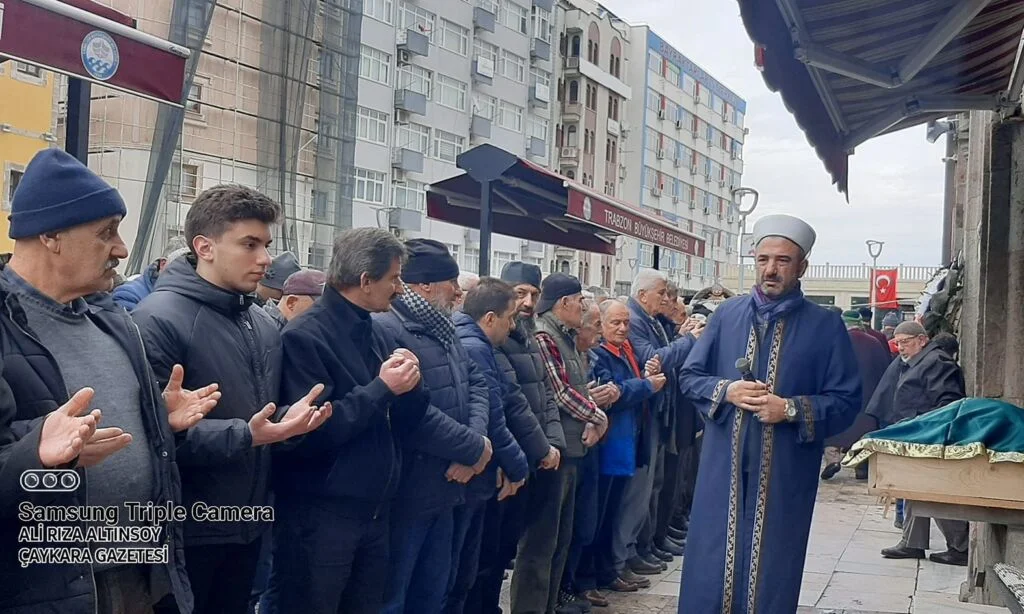 Akdoğan Mahallesinden Fevzi Orhan sonsuza uğurlandı 3