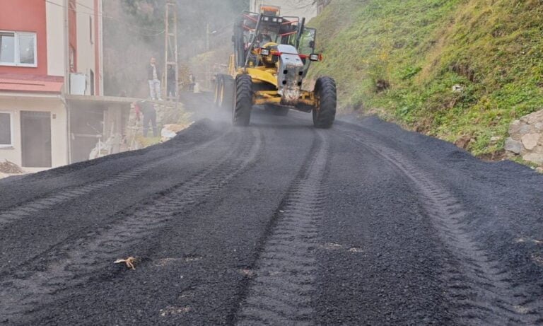 Çaykara Belediyesi Asfalt Beton ve Yol bakım çalışmaları devam ediyor
