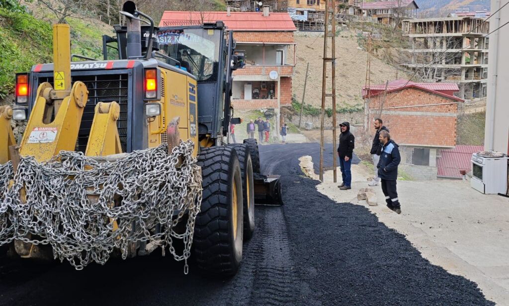 Çaykara Belediyesi Asfalt Beton ve Yol bakım çalışmaları devam ediyor 4
