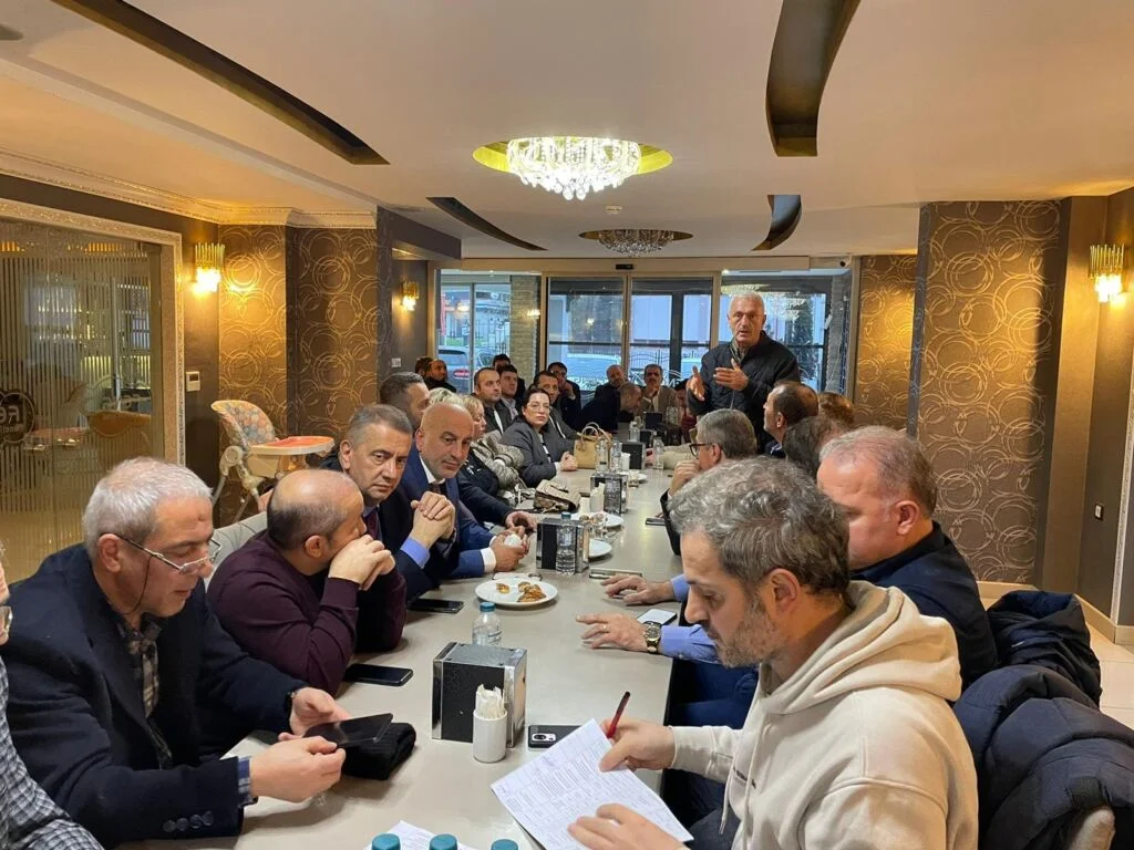 Karaçam, Uzuntarla ve Köknar’a Hizmet için Bir Araya Geldiler 6