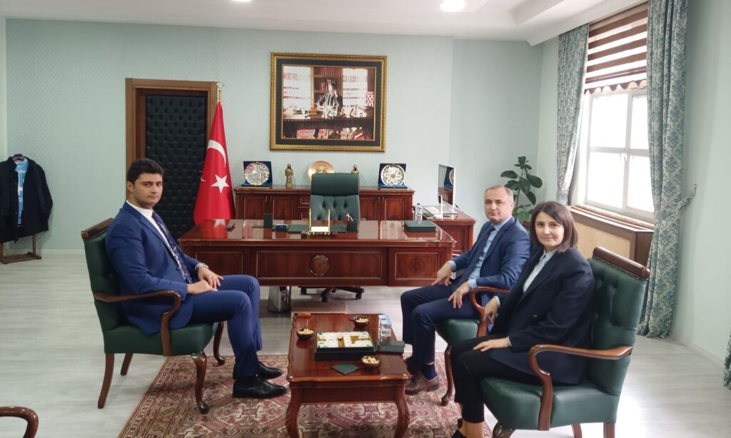 Çaykara Kaymakamı Erbek’e ziyaretler devam ediyor