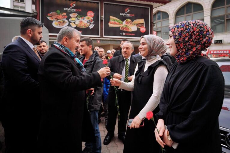 Mustafa Destici Çaykara’da