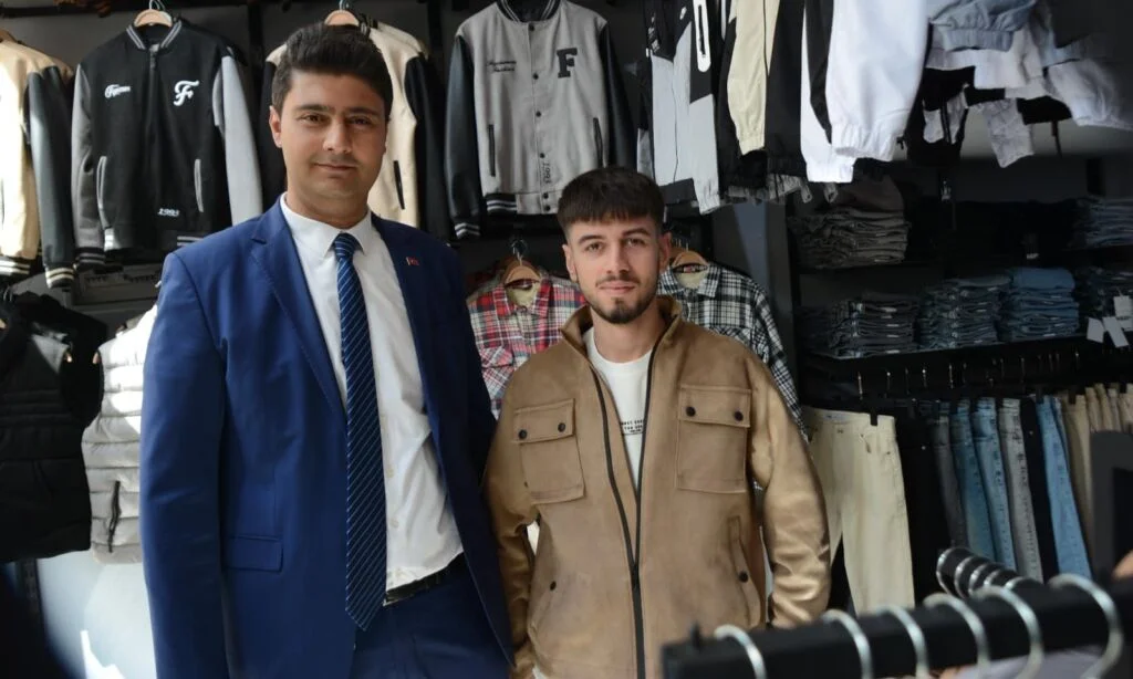 Caykarada Yeni Giyim Ve Ayakkabi Magazasi Acildi 2