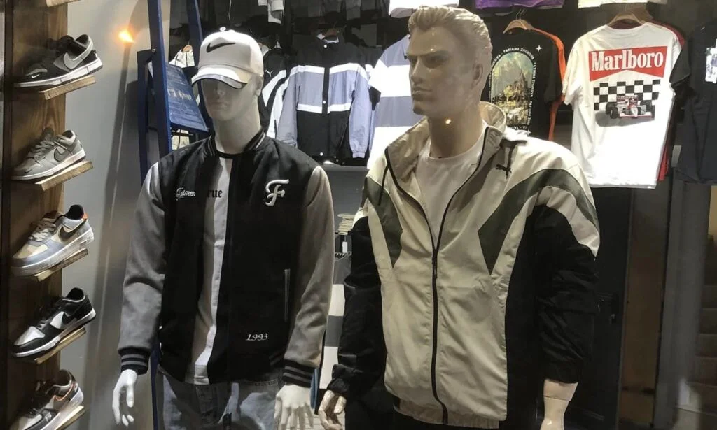 Caykarada Yeni Giyim Ve Ayakkabi Magazasi Acildi 6