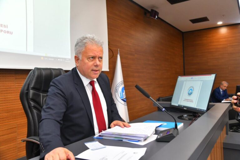 Ortahisar’da başkan vekilleri Çaykara’dan