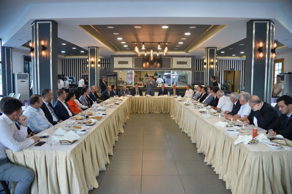 Trabzon Büyükşehir Belediyesi Emlak İstimlak Daire Başkanı Ahmet Özçelik emekli oldu 2