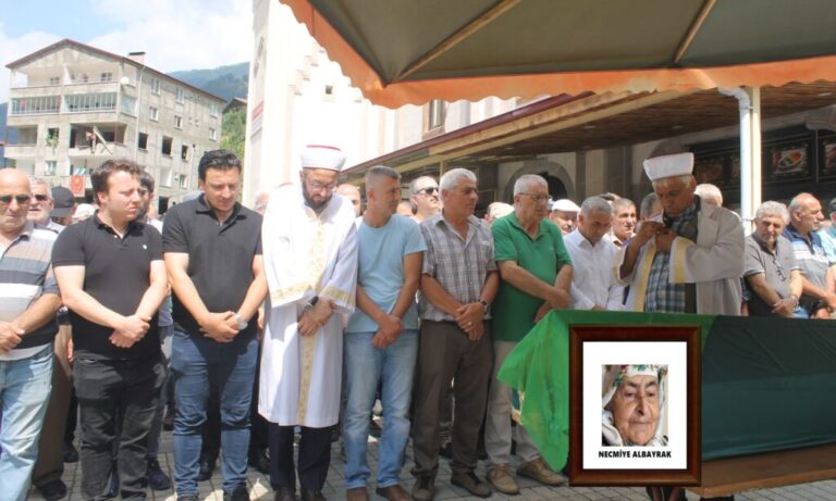 Necmiye Albayrak Dualarla Sonzsuza  Uğurlandı