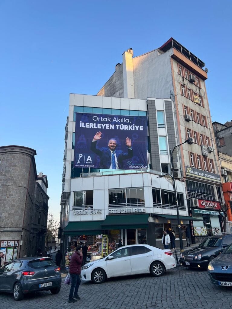 A Parti il binası Trabzon Meydan’da 1