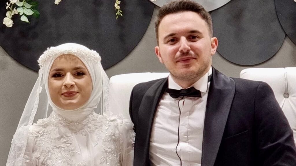 Çaykara’nın eczacıları hayatlarını birleştirdi